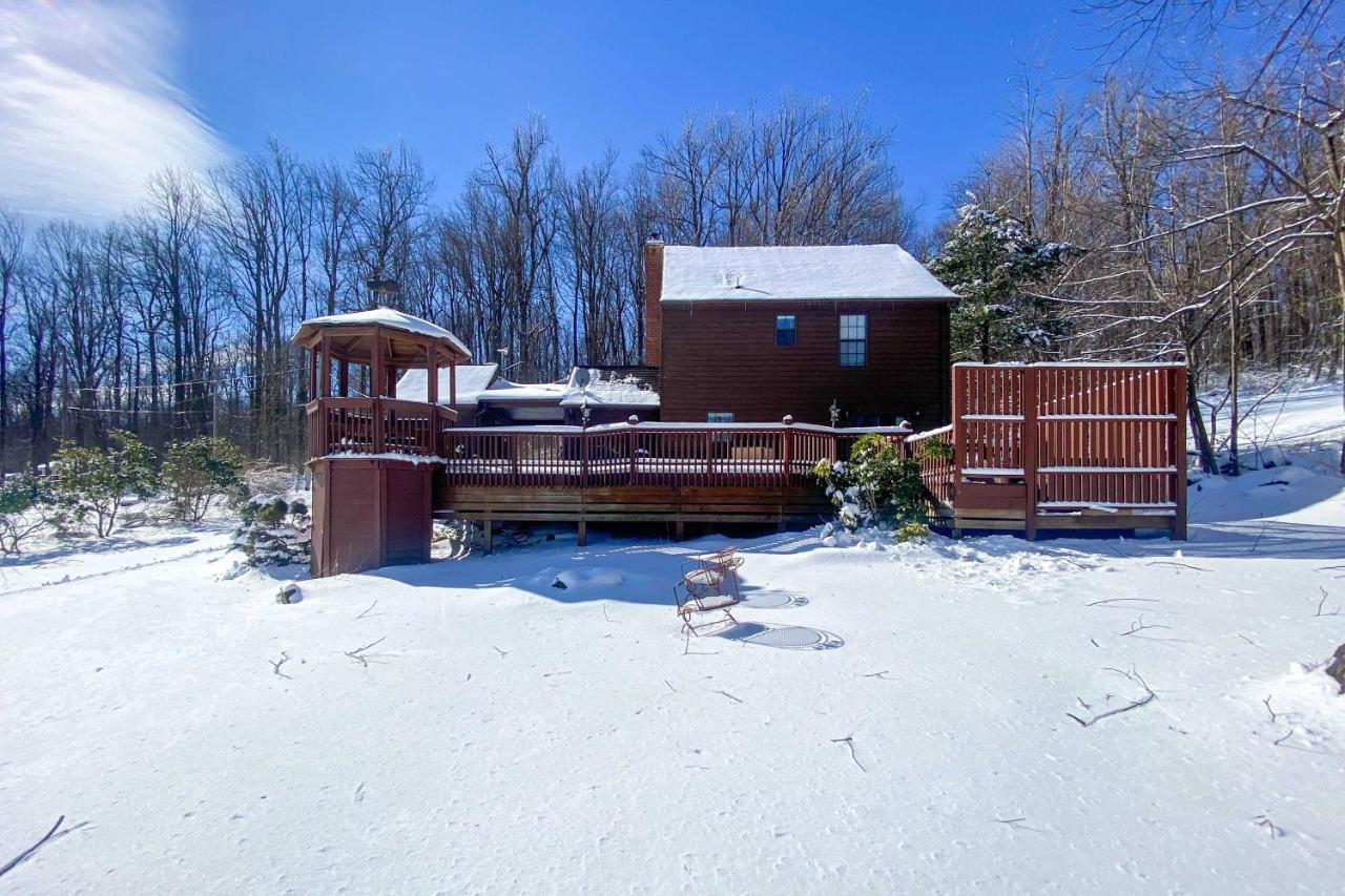 Modern Mountain Retreat With Deck And Hot Tub! Villa Chester Gap Exterior photo